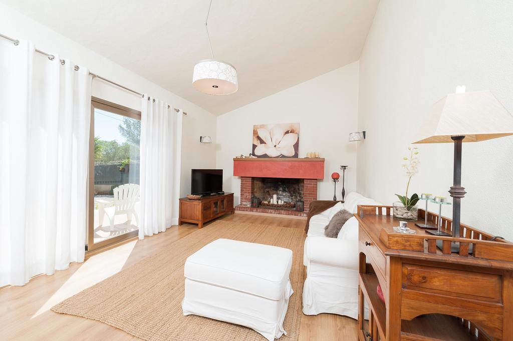 Conchita Villa Sencelles Room photo